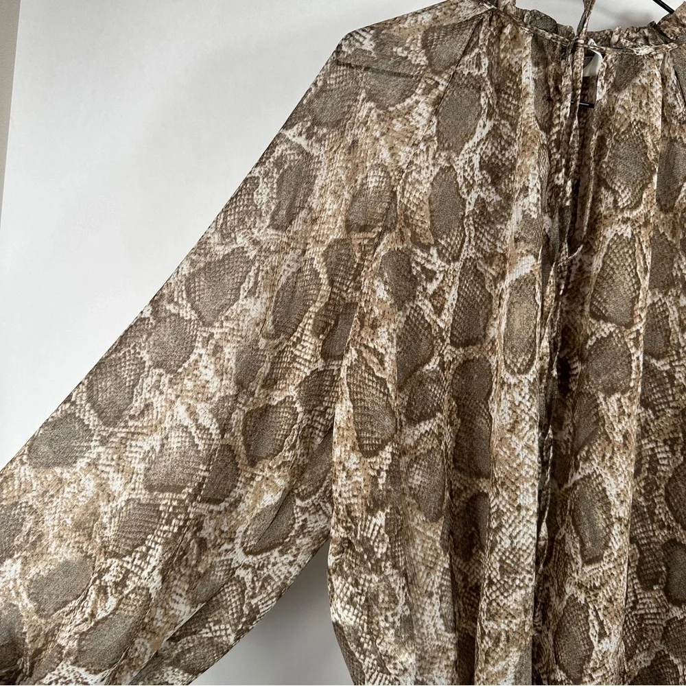 MANGO Women's Snake Print Blouse | Size 4 - Picture 8 of 12